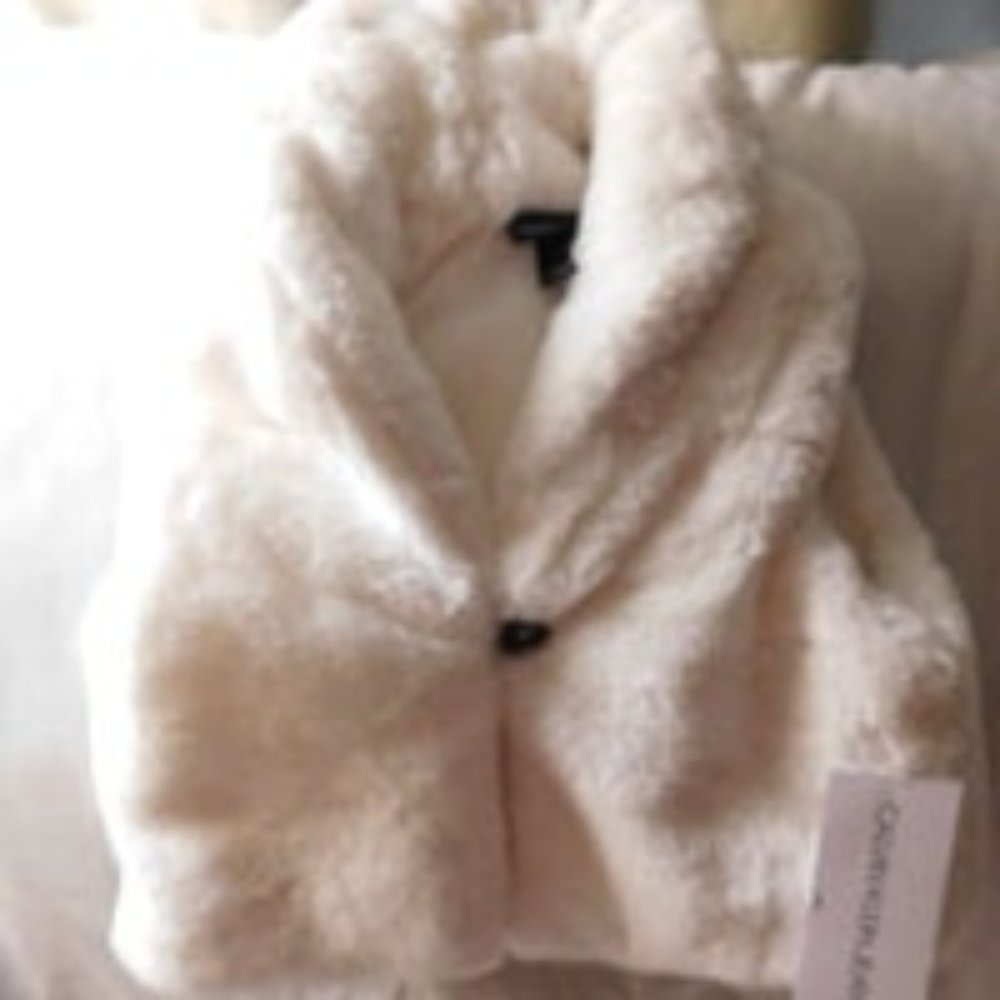 Calvin Klein White Fur Vest Size 18 Months NEW